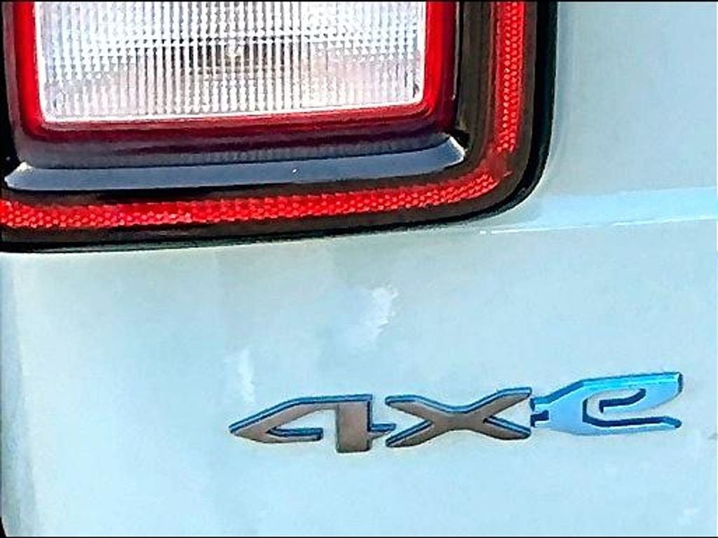 2024 Jeep Wrangler Willys 4xe