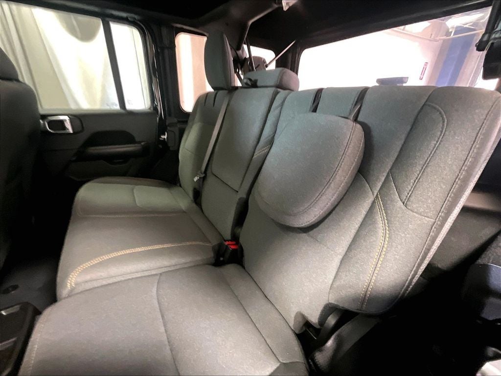 2024 Jeep Wrangler Sahara 4xe