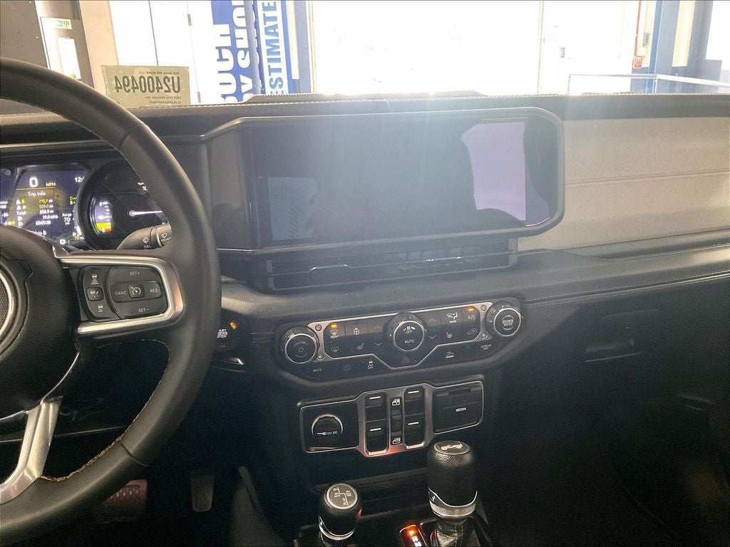 2024 Jeep Wrangler Sahara 4xe
