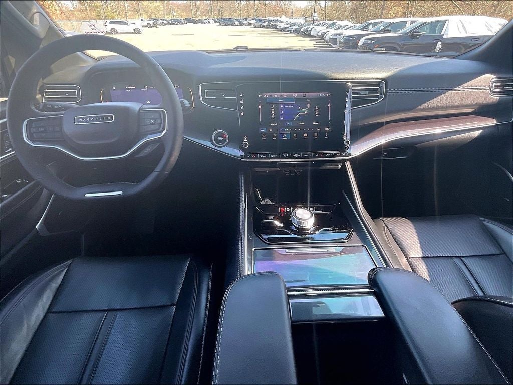 2024 Jeep Wagoneer Base