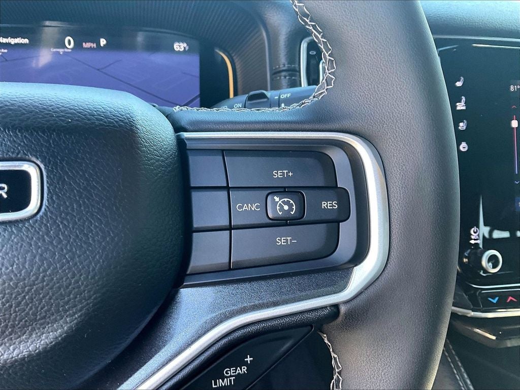 2024 Jeep Wagoneer Base