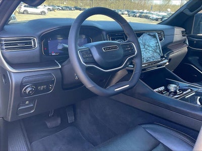2024 Jeep Wagoneer Base
