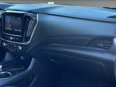 2022 Chevrolet Traverse LT Leather