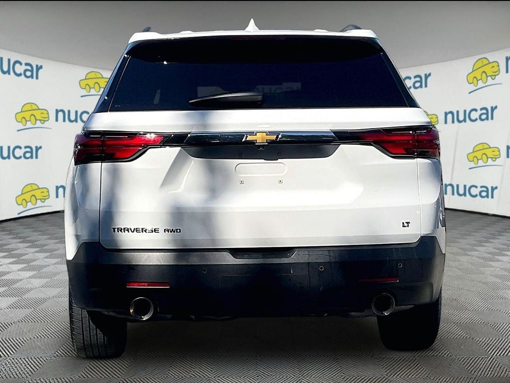 2022 Chevrolet Traverse LT Leather