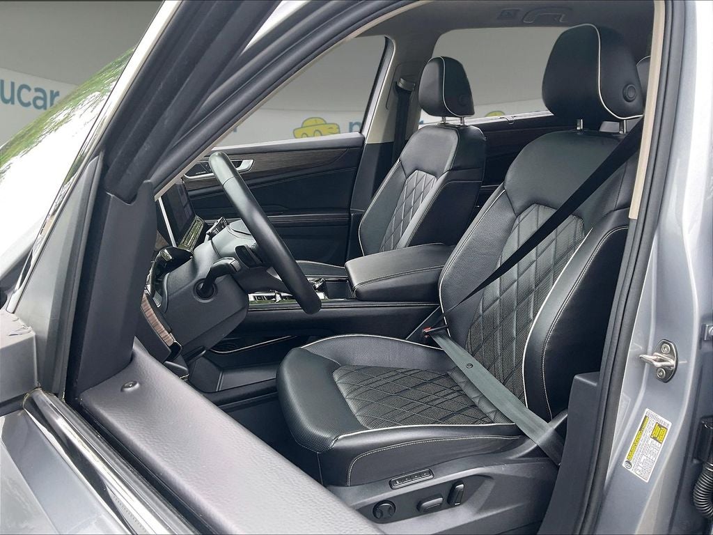 2024 Volkswagen Atlas 2.0T SEL Premium R-Line