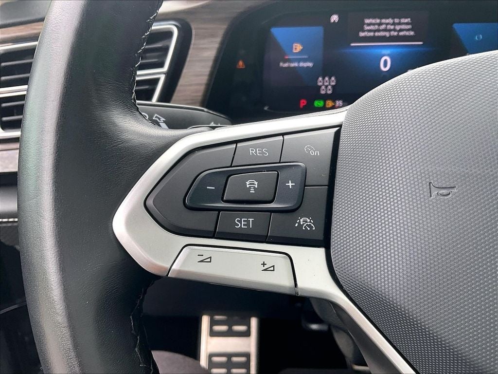 2024 Volkswagen Atlas 2.0T SEL Premium R-Line