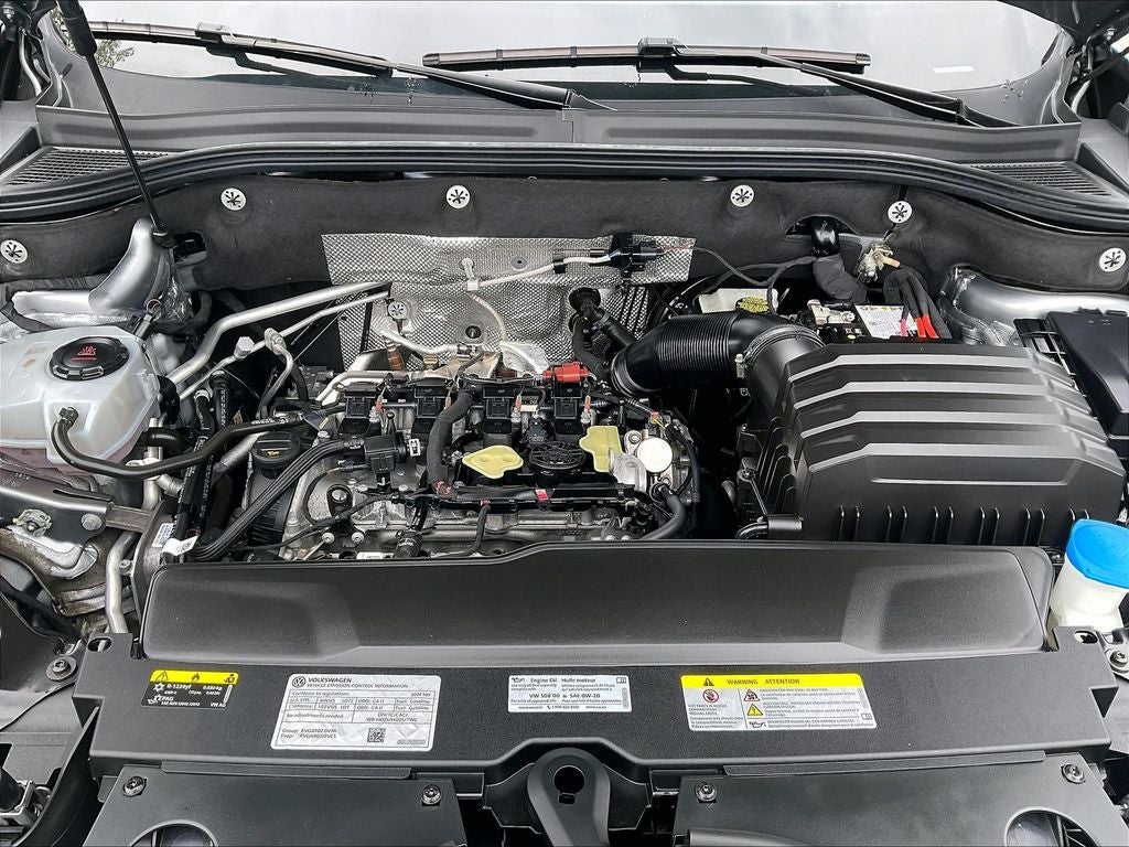2024 Volkswagen Atlas 2.0T SEL Premium R-Line