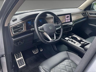 2024 Volkswagen Atlas 2.0T SEL Premium R-Line
