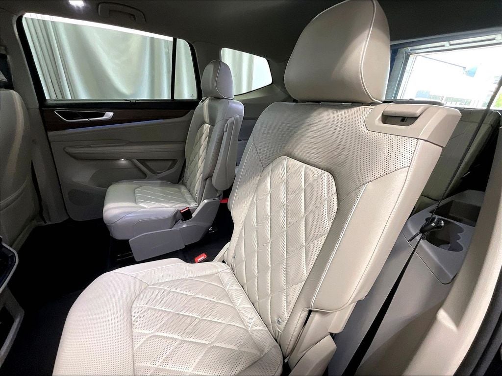 2024 Volkswagen Atlas 2.0T SEL Premium R-Line
