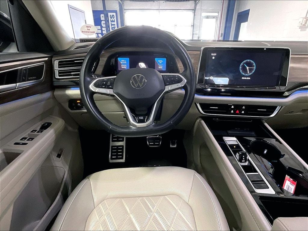 2024 Volkswagen Atlas 2.0T SEL Premium R-Line