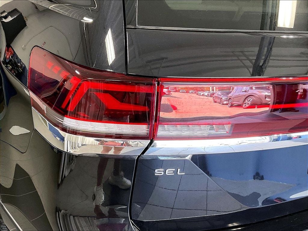 2024 Volkswagen Atlas 2.0T SEL Premium R-Line