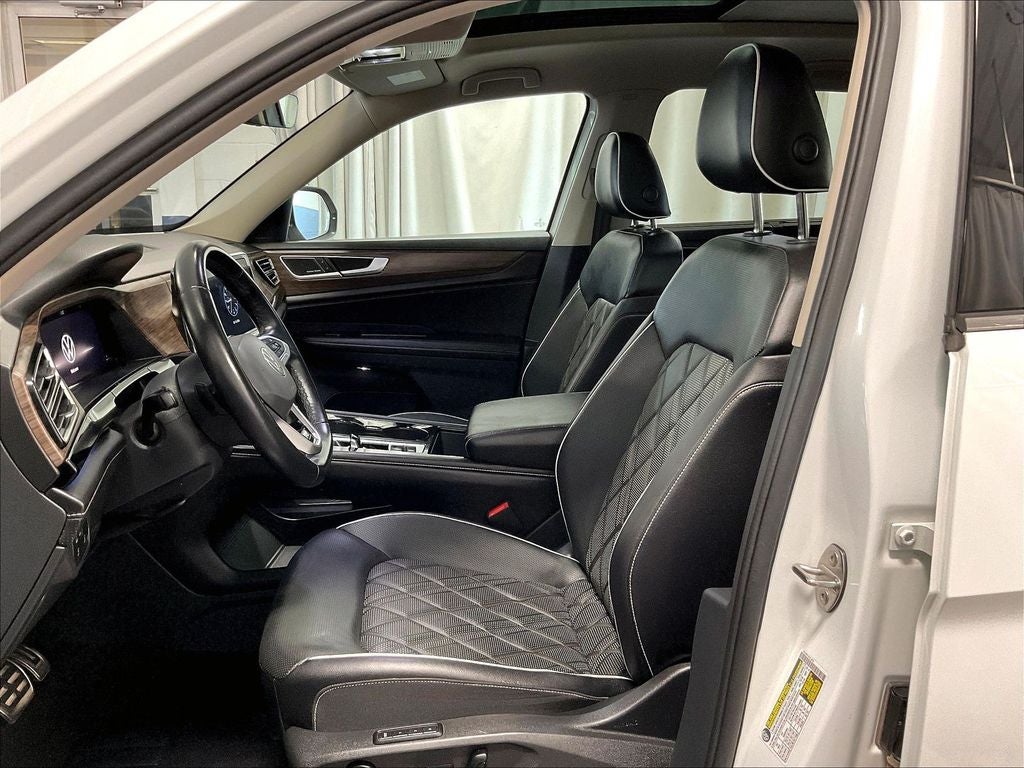 2024 Volkswagen Atlas 2.0T SEL Premium R-Line