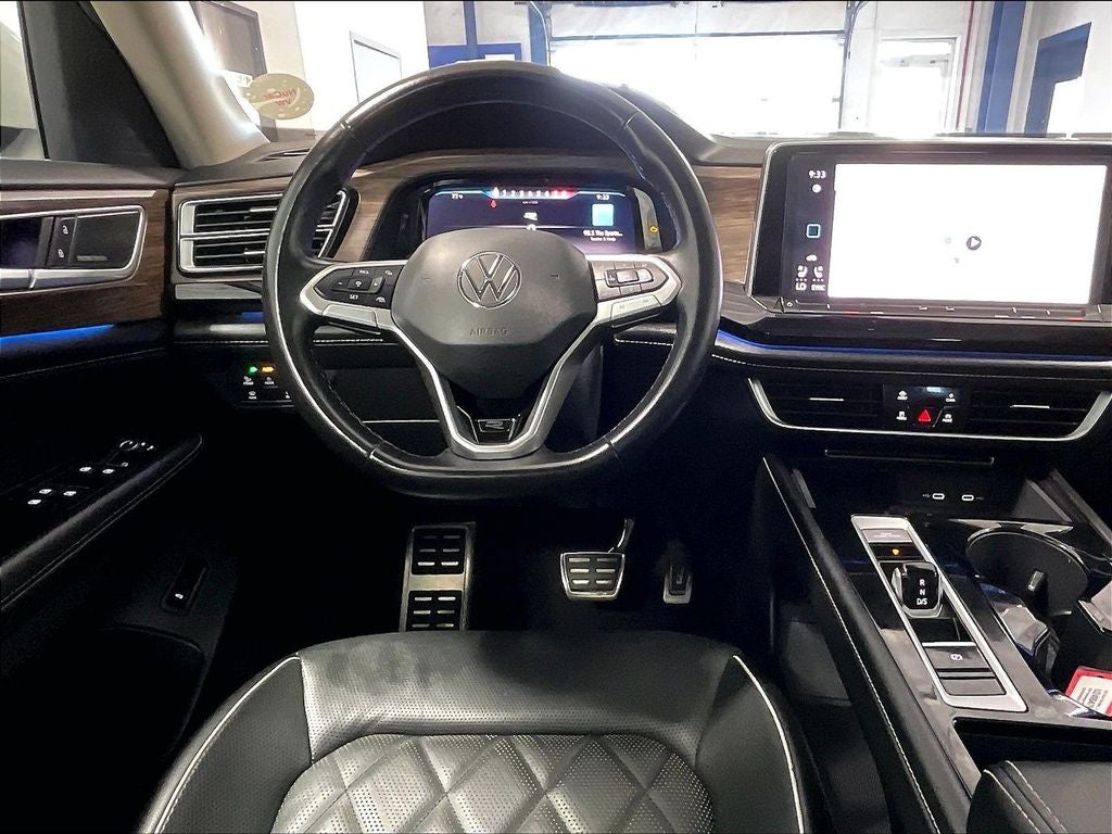 2024 Volkswagen Atlas 2.0T SEL Premium R-Line