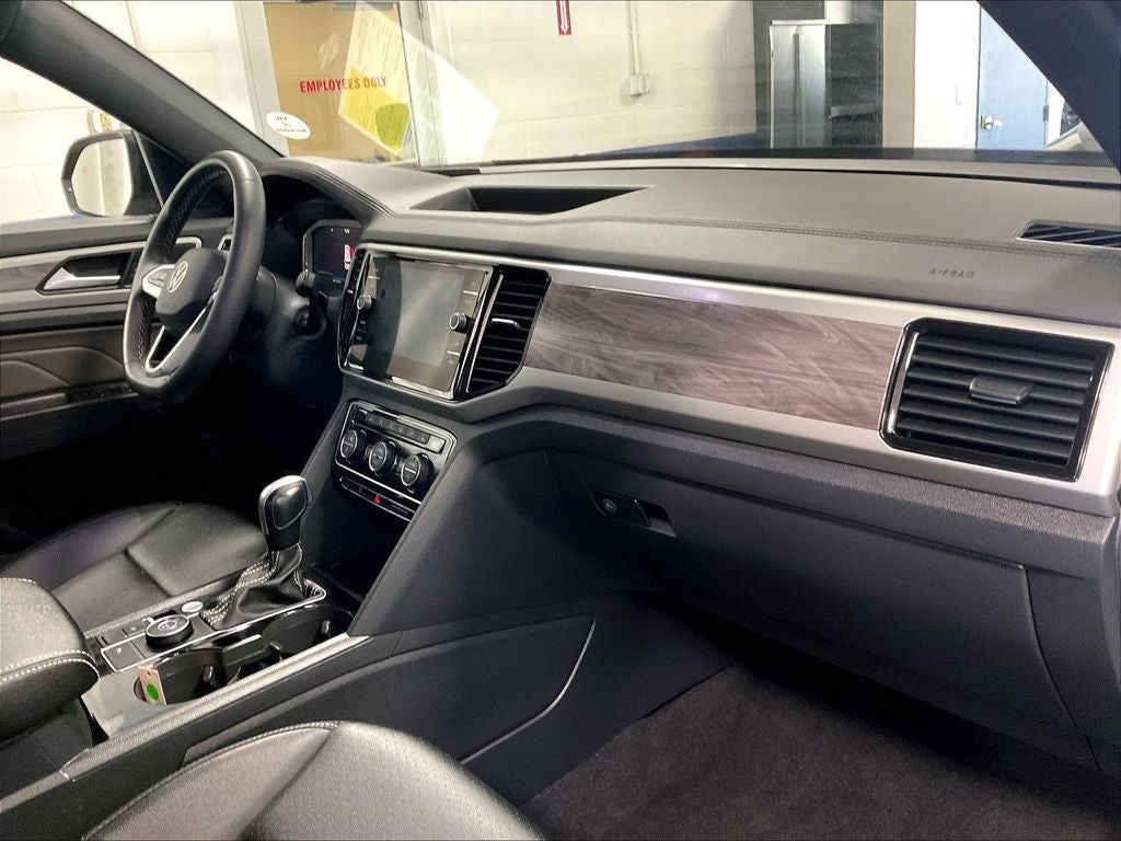 2023 Volkswagen Atlas Cross Sport 3.6L V6 SE w/Technology