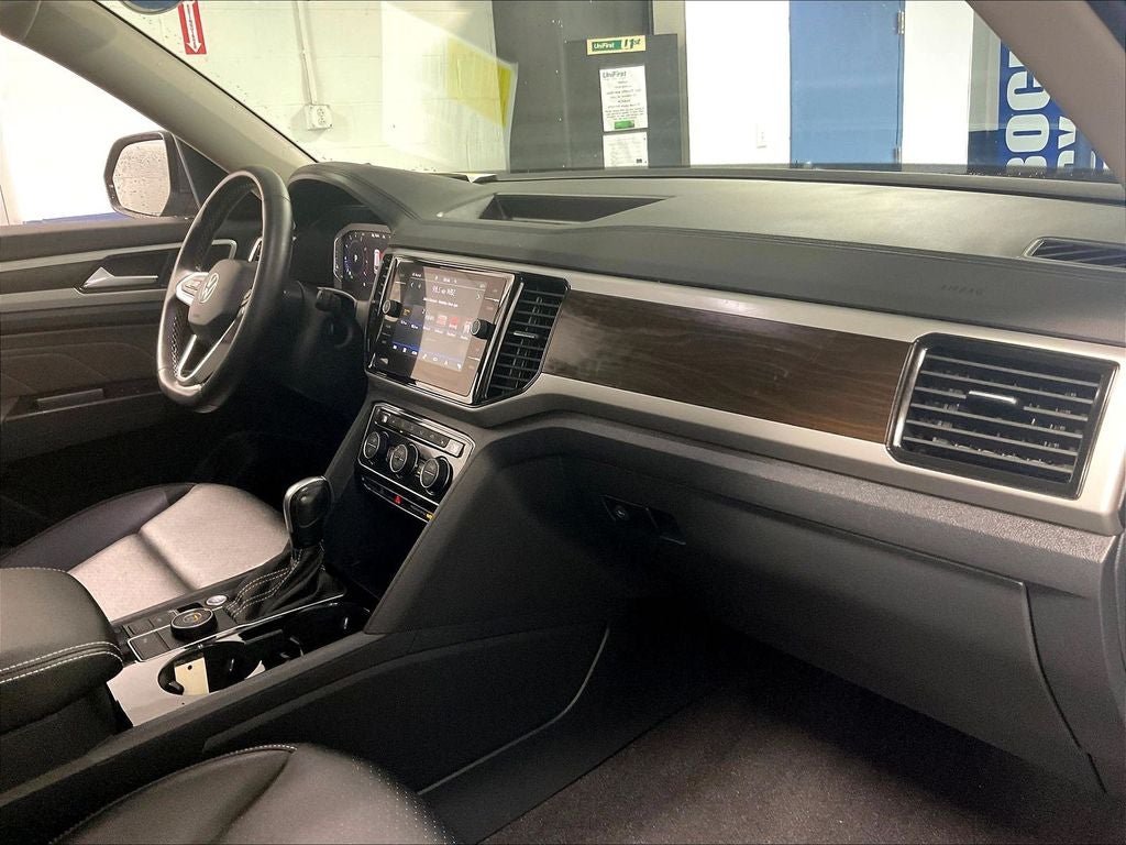 2023 Volkswagen Atlas 2.0T SE w/Technology