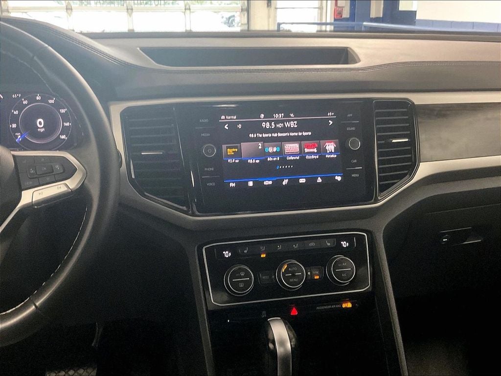 2023 Volkswagen Atlas 2.0T SE w/Technology