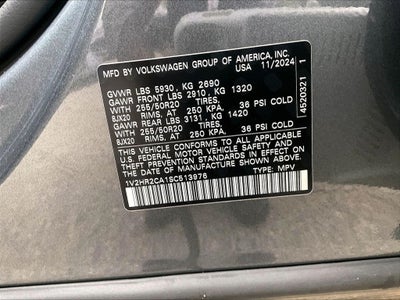 2025 Volkswagen Atlas 2.0T SE w/Technology
