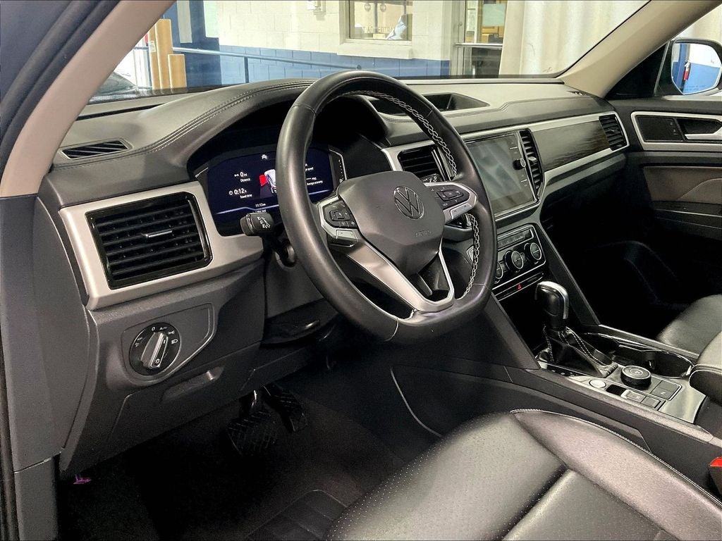 2023 Volkswagen Atlas 3.6L V6 SE w/Technology