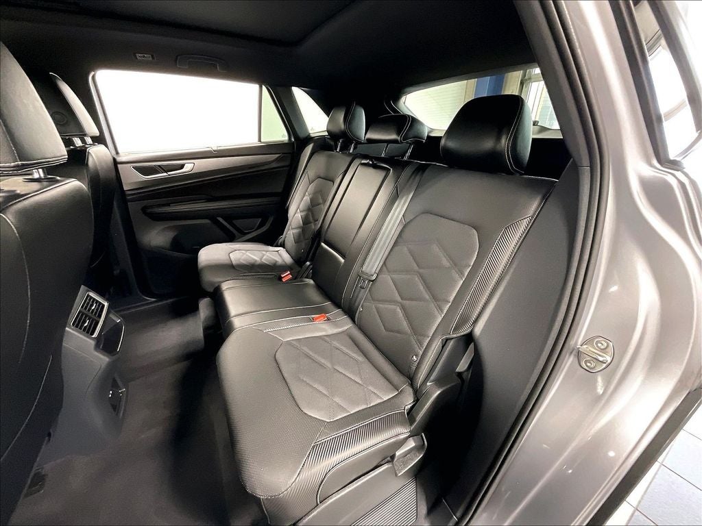 2024 Volkswagen Atlas Cross Sport 2.0T SE w/Technology