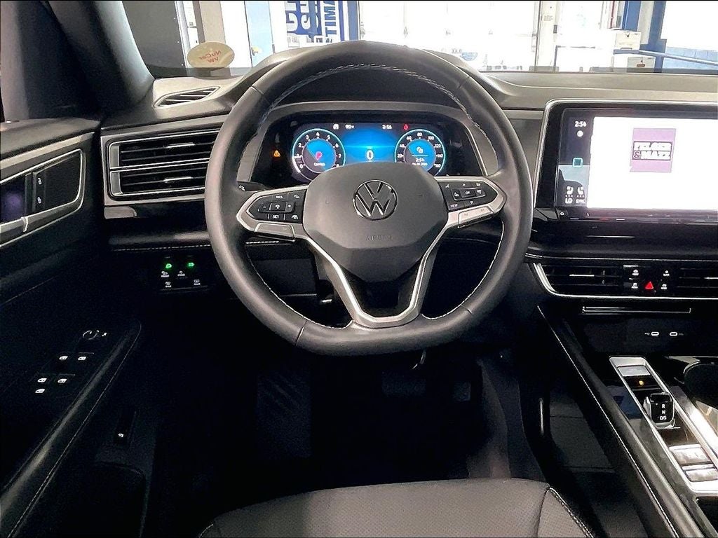 2024 Volkswagen Atlas Cross Sport 2.0T SE w/Technology