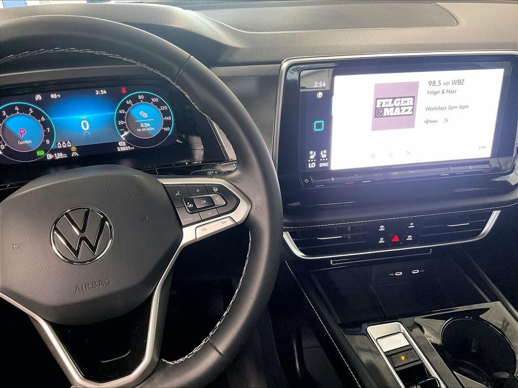 2024 Volkswagen Atlas Cross Sport 2.0T SE w/Technology