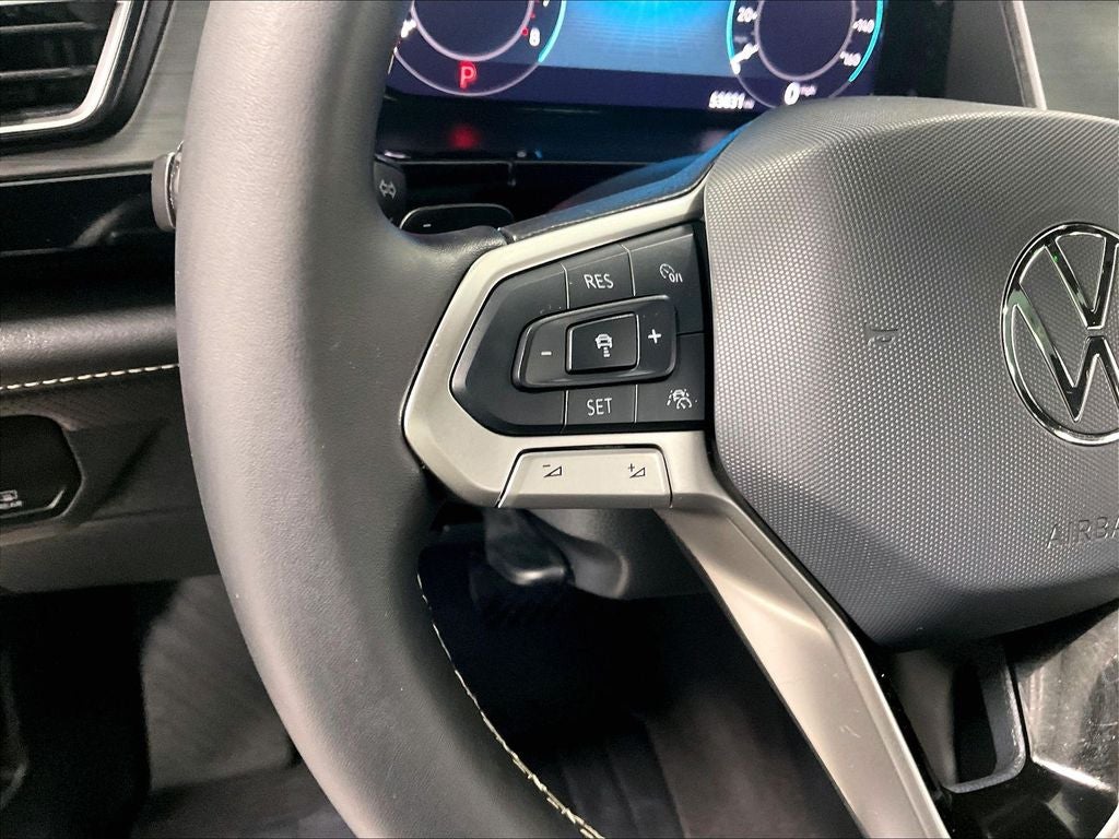 2024 Volkswagen Atlas Cross Sport 2.0T SE w/Technology