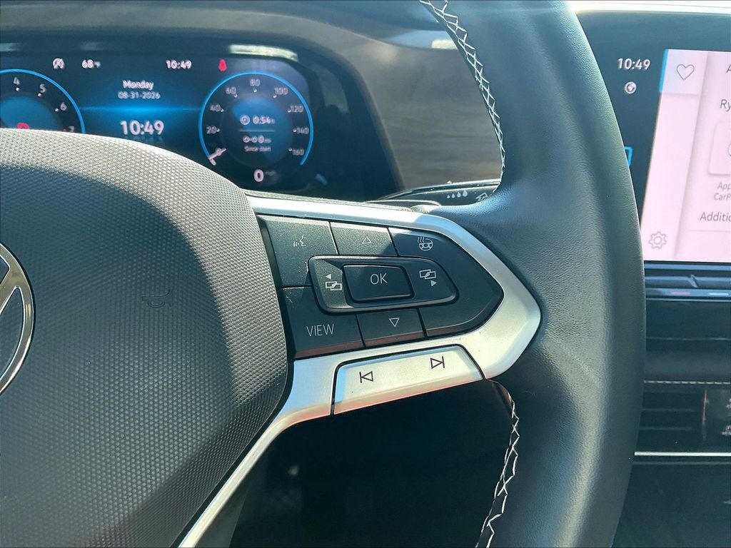2025 Volkswagen Atlas 2.0T SE w/Technology