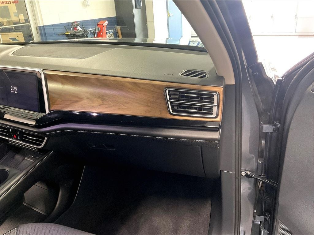2024 Volkswagen Atlas 2.0T SE