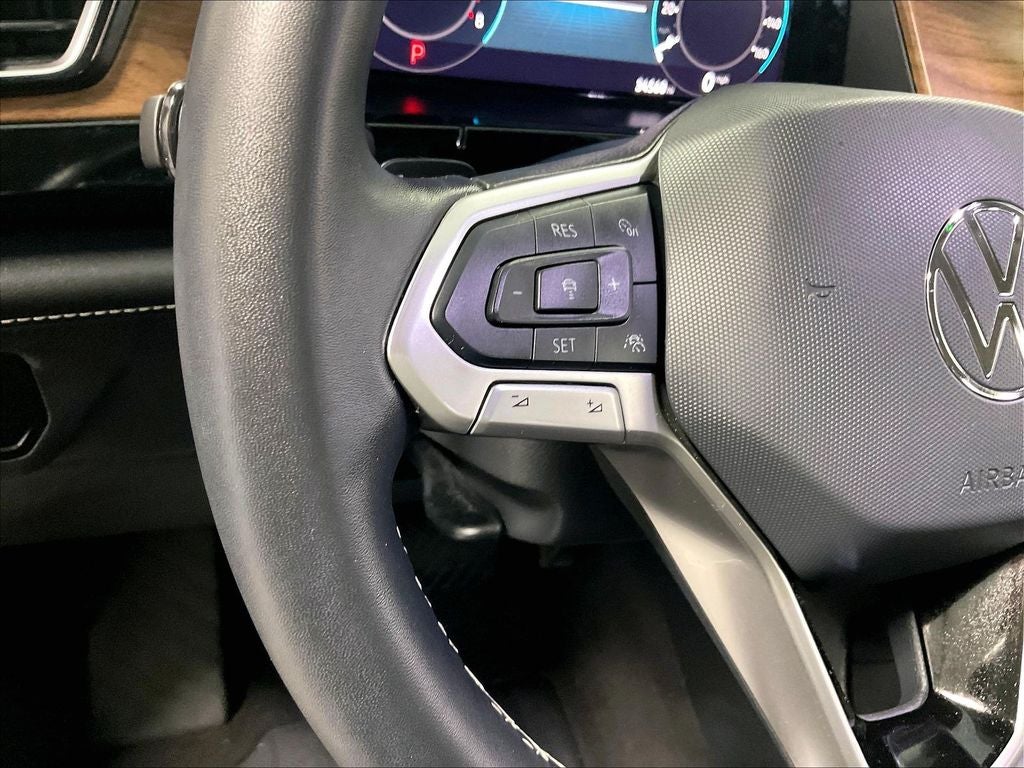 2024 Volkswagen Atlas 2.0T SE