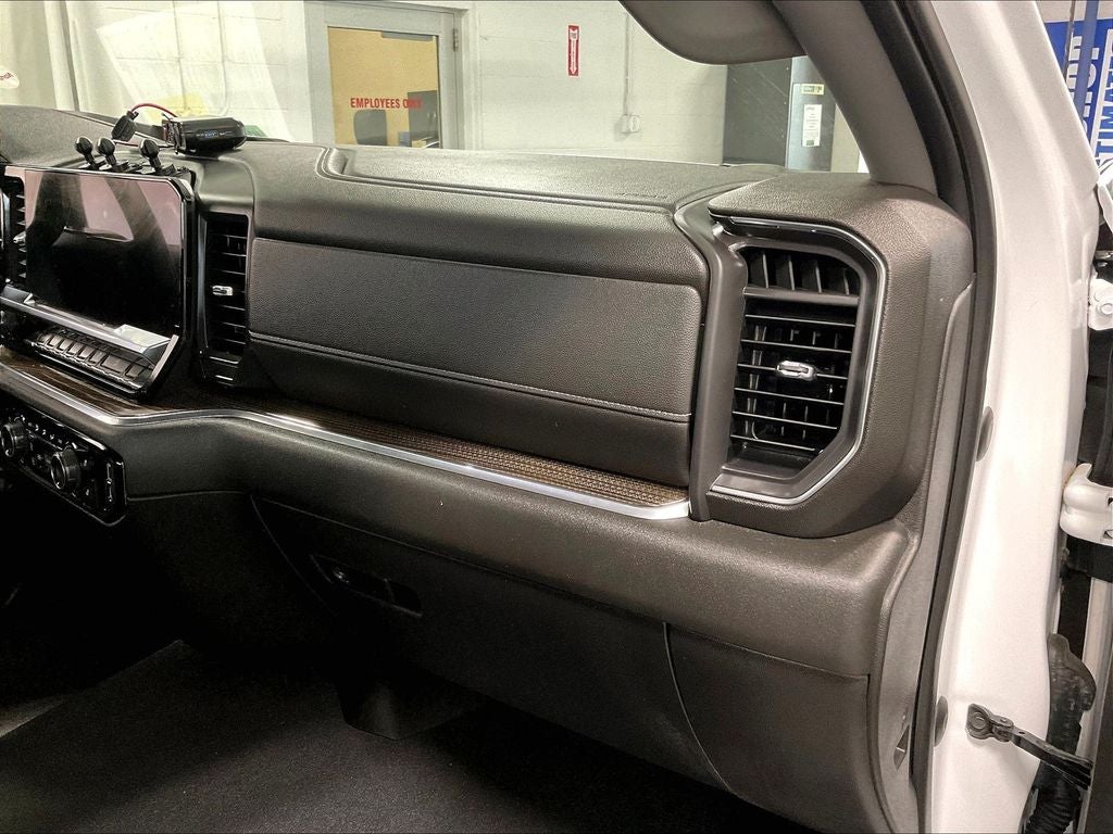 2023 Chevrolet Silverado 1500 LT LT1