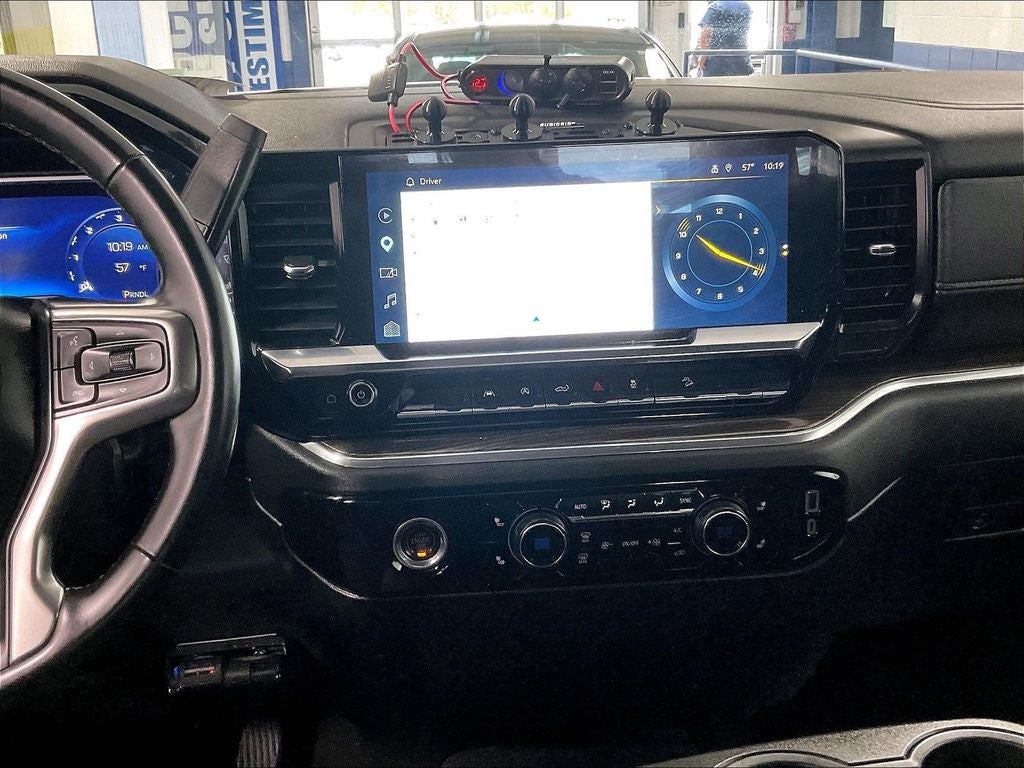 2023 Chevrolet Silverado 1500 LT LT1