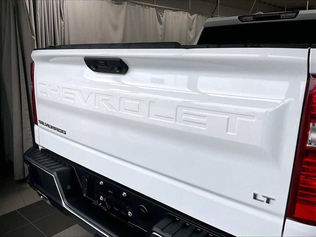 2023 Chevrolet Silverado 1500 LT LT1