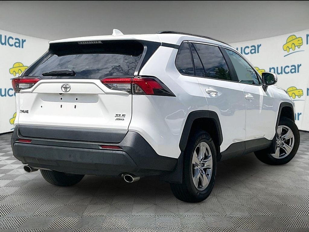 2022 Toyota RAV4 XLE