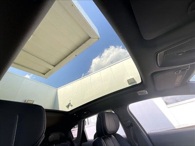 2025 Cadillac OPTIQ Luxury 2