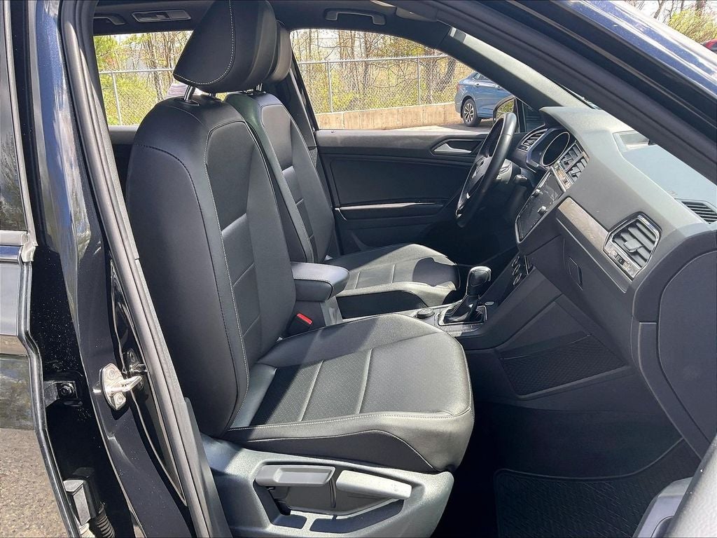 2021 Volkswagen Tiguan 2.0T SE R-Line Black