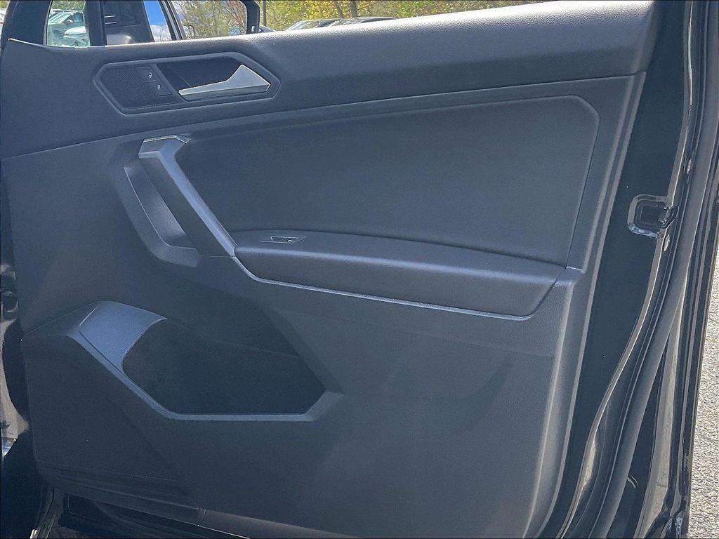 2021 Volkswagen Tiguan 2.0T SE R-Line Black