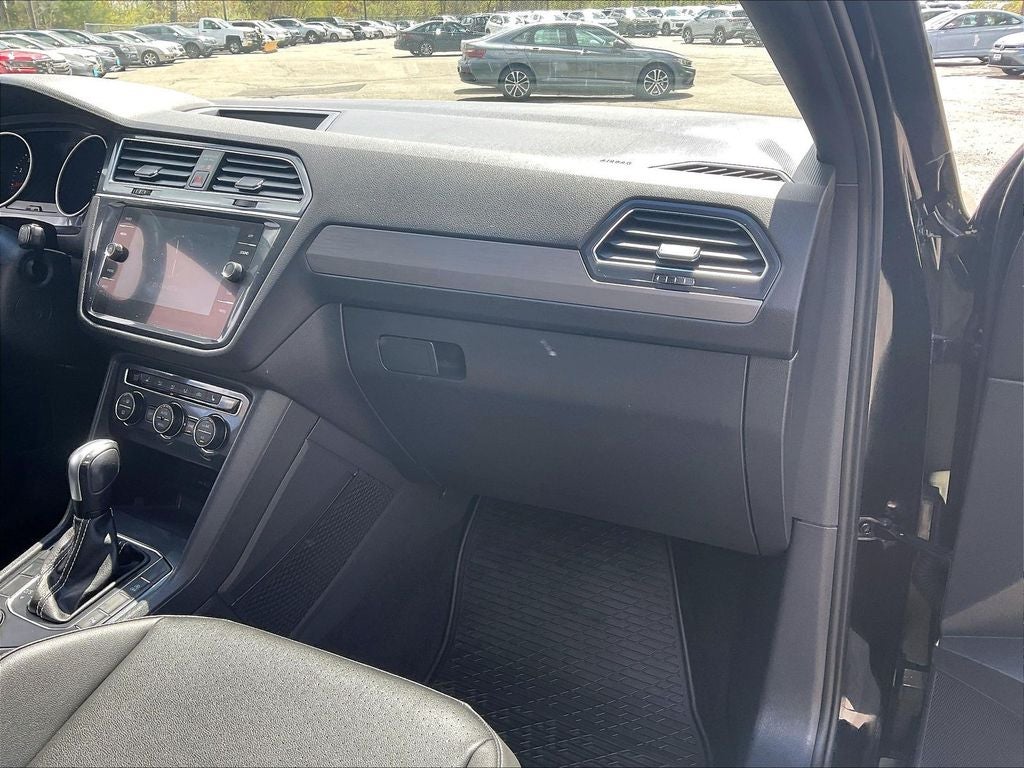 2021 Volkswagen Tiguan 2.0T SE R-Line Black