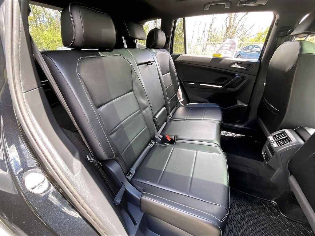 2021 Volkswagen Tiguan 2.0T SE R-Line Black
