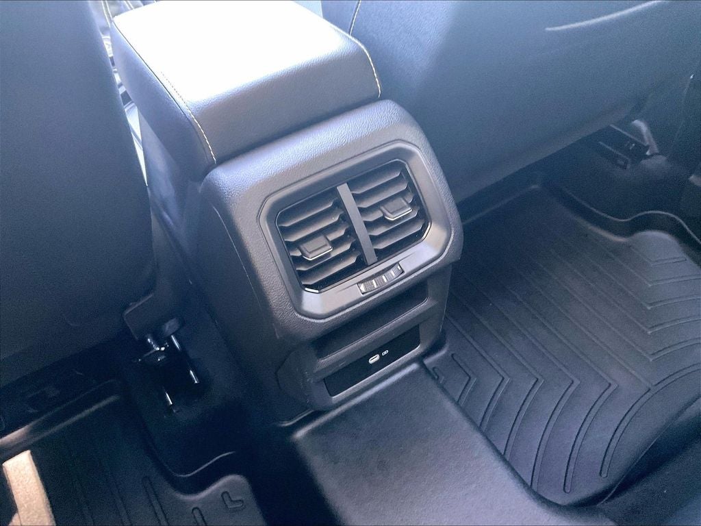 2023 Volkswagen Taos 1.5T SEL