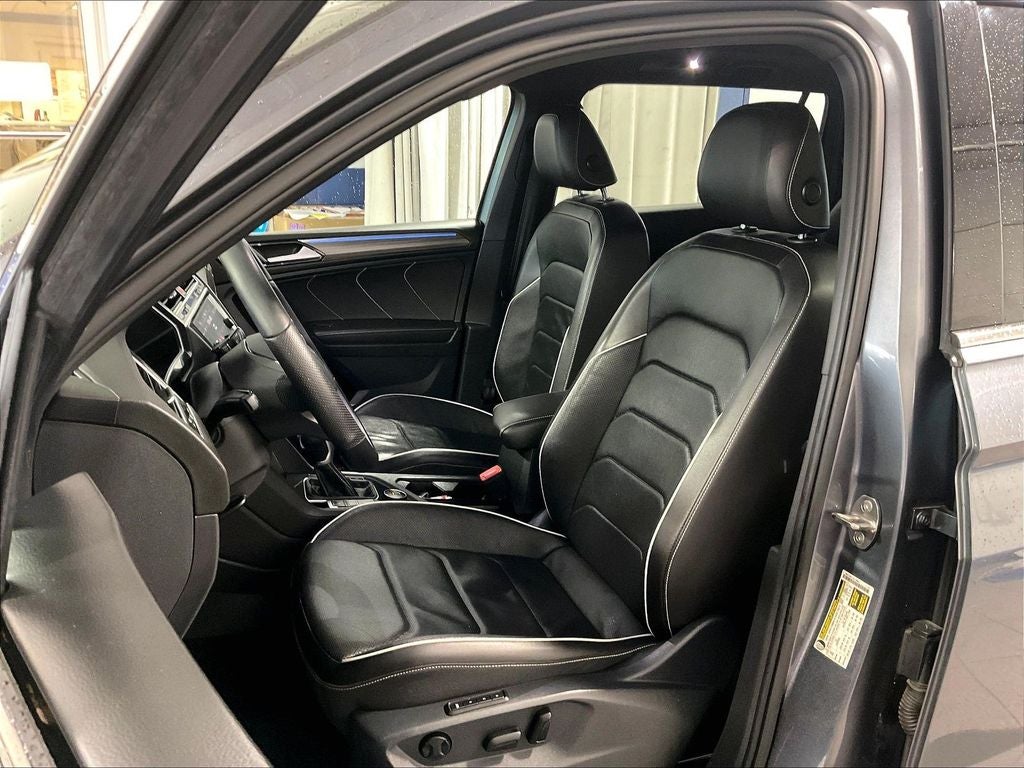 2022 Volkswagen Tiguan 2.0T SEL R-Line