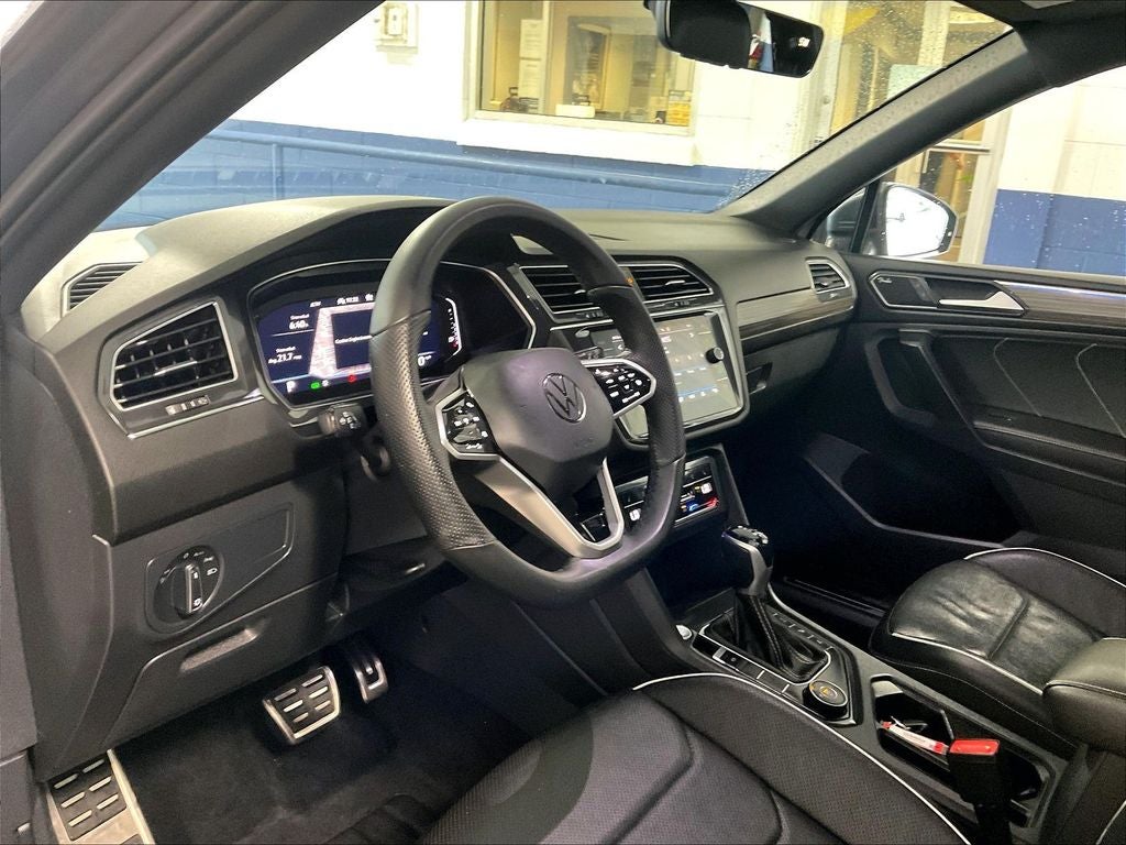 2022 Volkswagen Tiguan 2.0T SEL R-Line