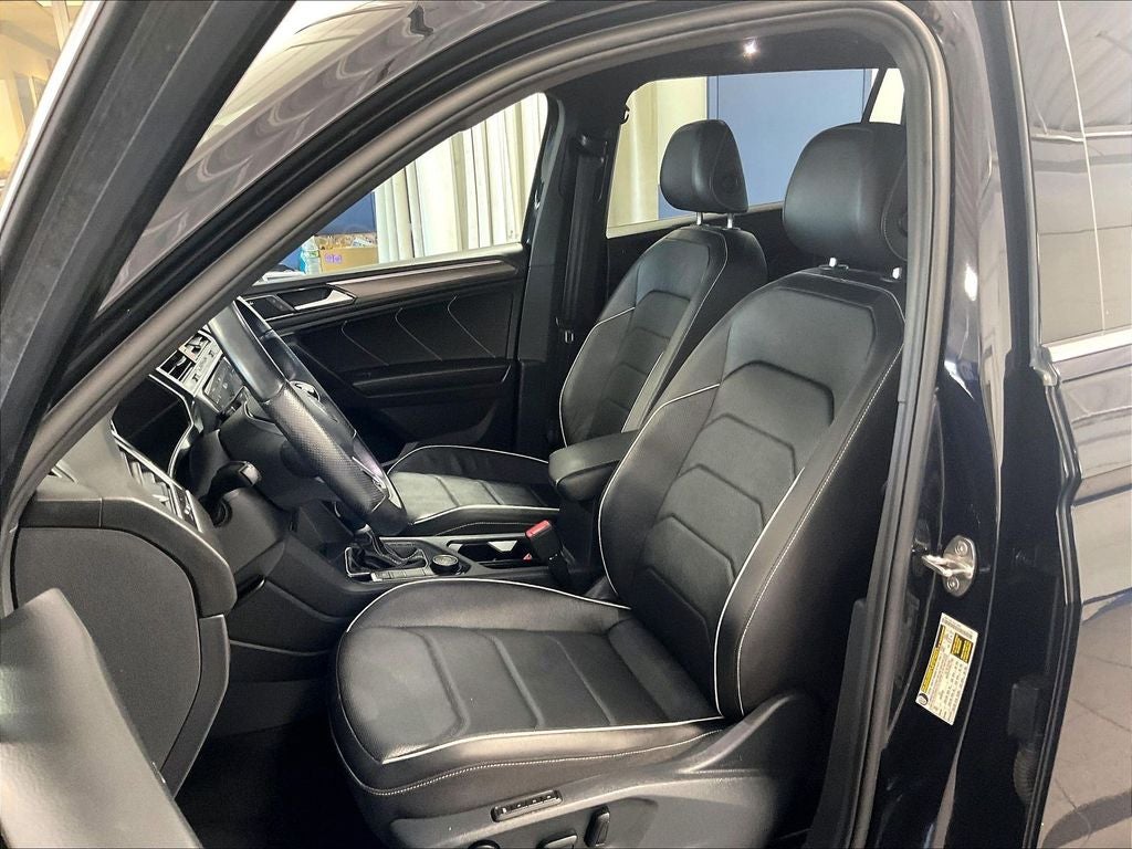 2022 Volkswagen Tiguan 2.0T SEL R-Line