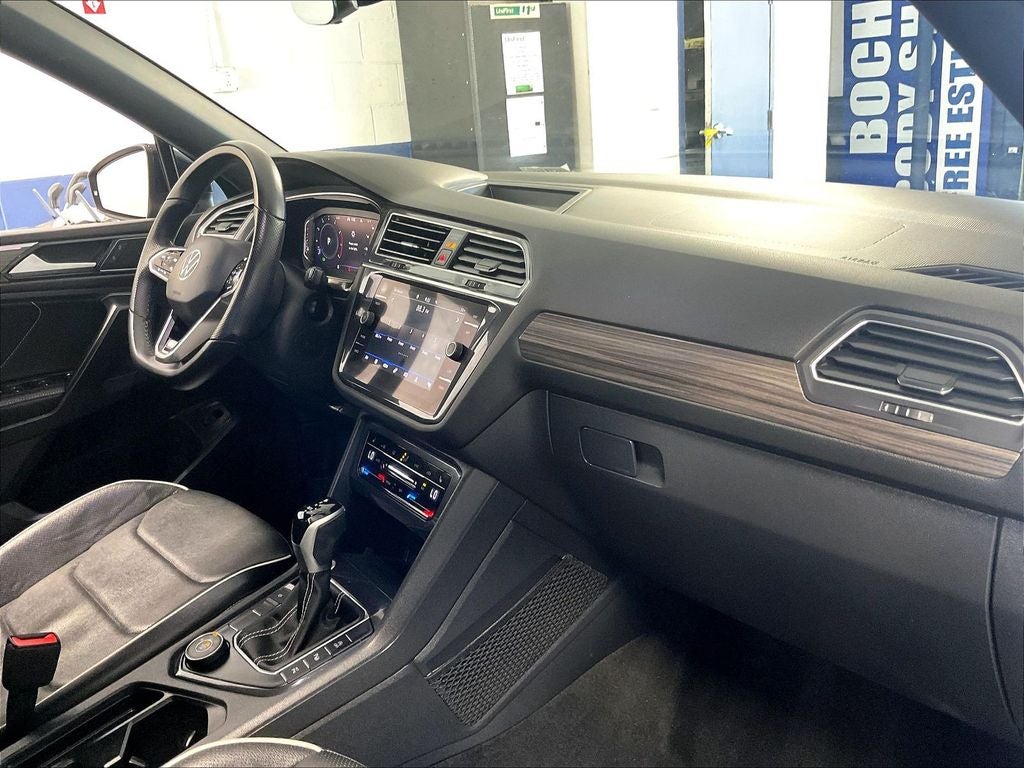 2022 Volkswagen Tiguan 2.0T SEL R-Line