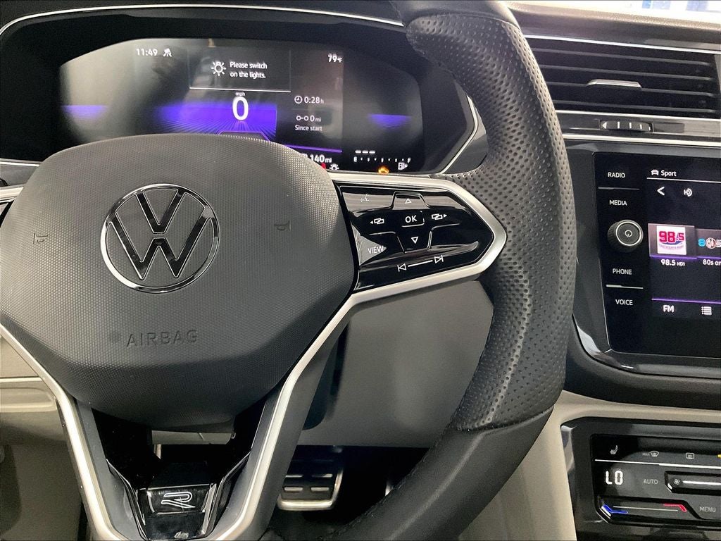 2024 Volkswagen Tiguan 2.0T SE R-Line Black