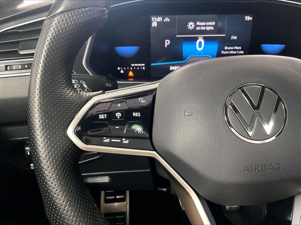 2023 Volkswagen Tiguan 2.0T SE R-Line Black