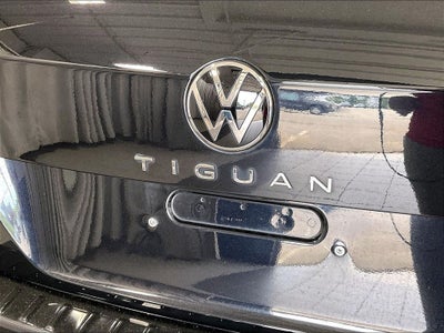 2023 Volkswagen Tiguan 2.0T SE R-Line Black