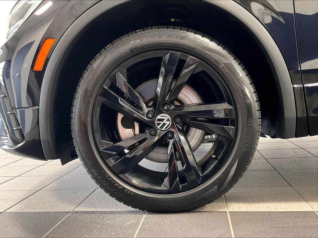2023 Volkswagen Tiguan 2.0T SE R-Line Black