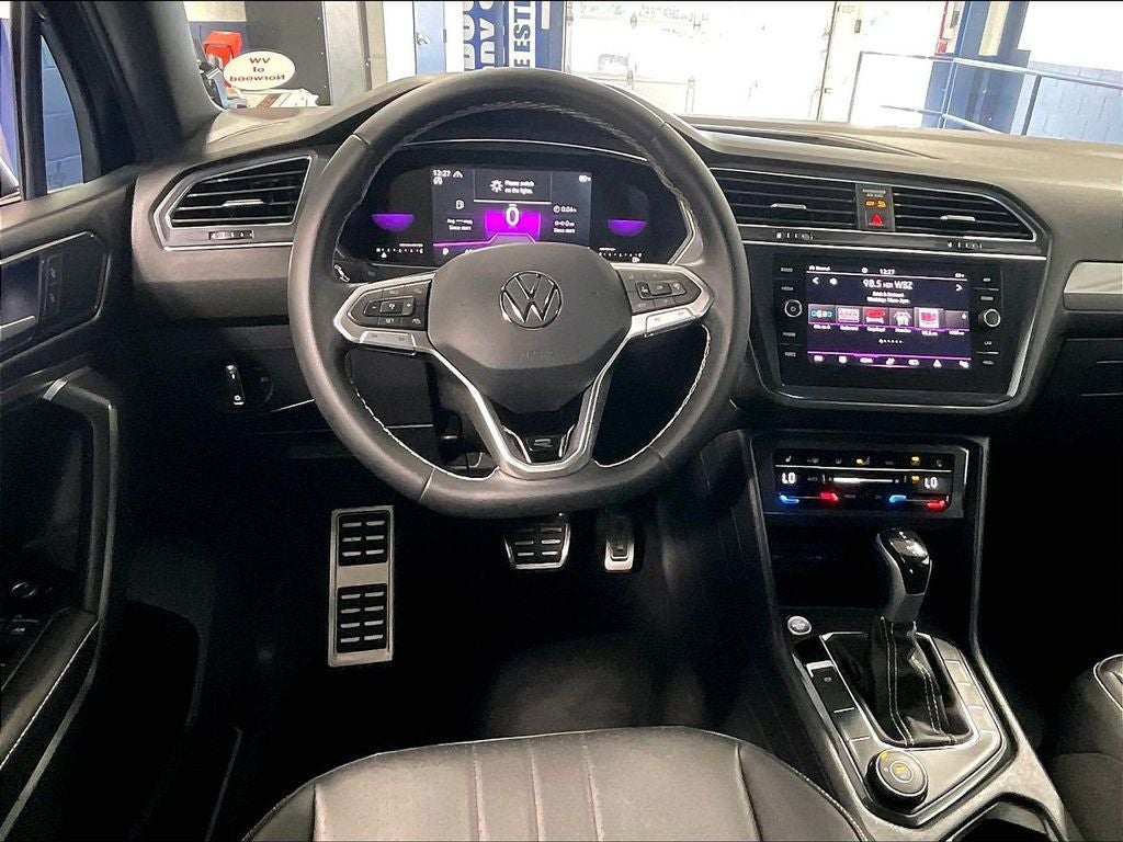 2023 Volkswagen Tiguan 2.0T SE R-Line Black