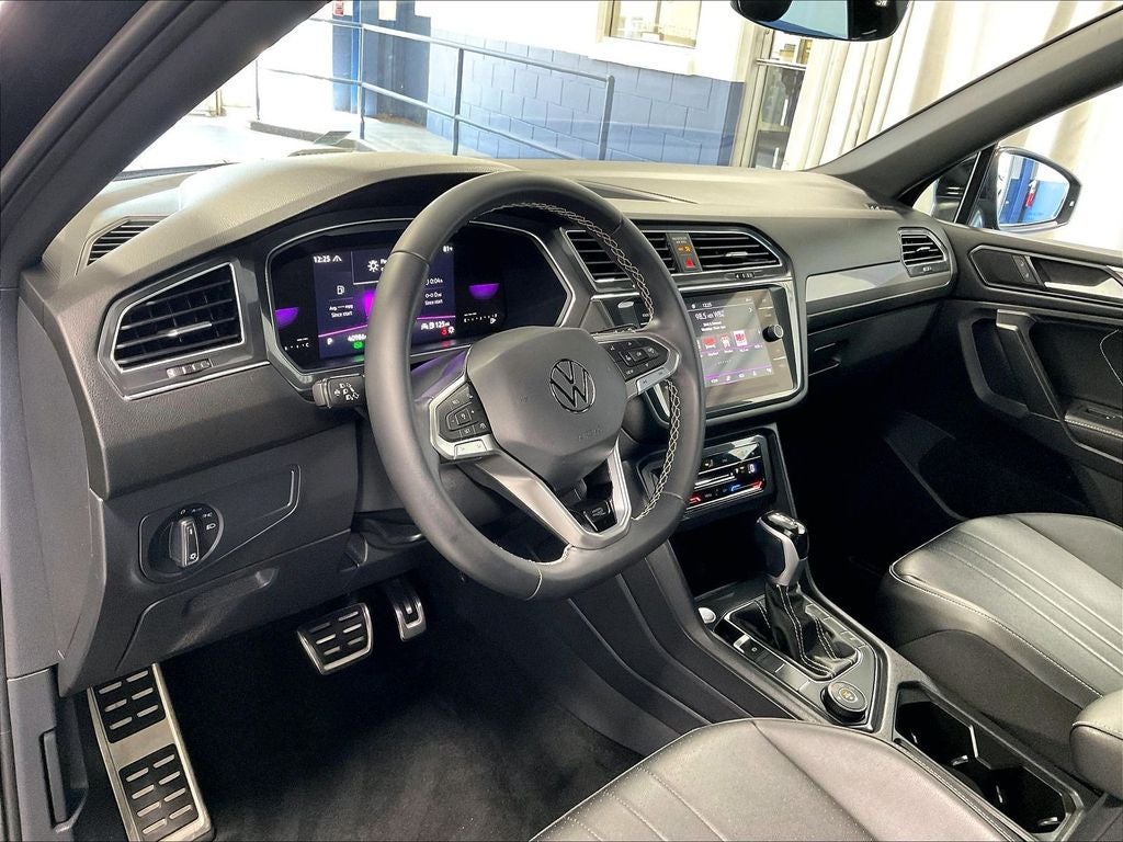 2023 Volkswagen Tiguan 2.0T SE R-Line Black