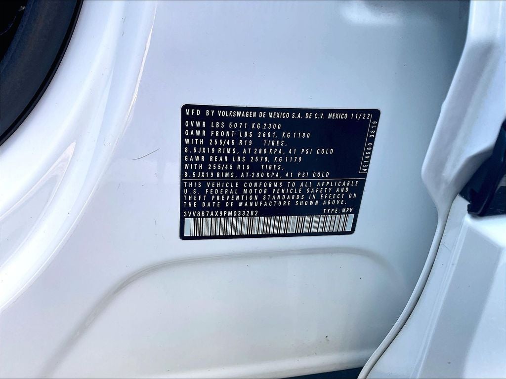 2023 Volkswagen Tiguan 2.0T SE R-Line Black
